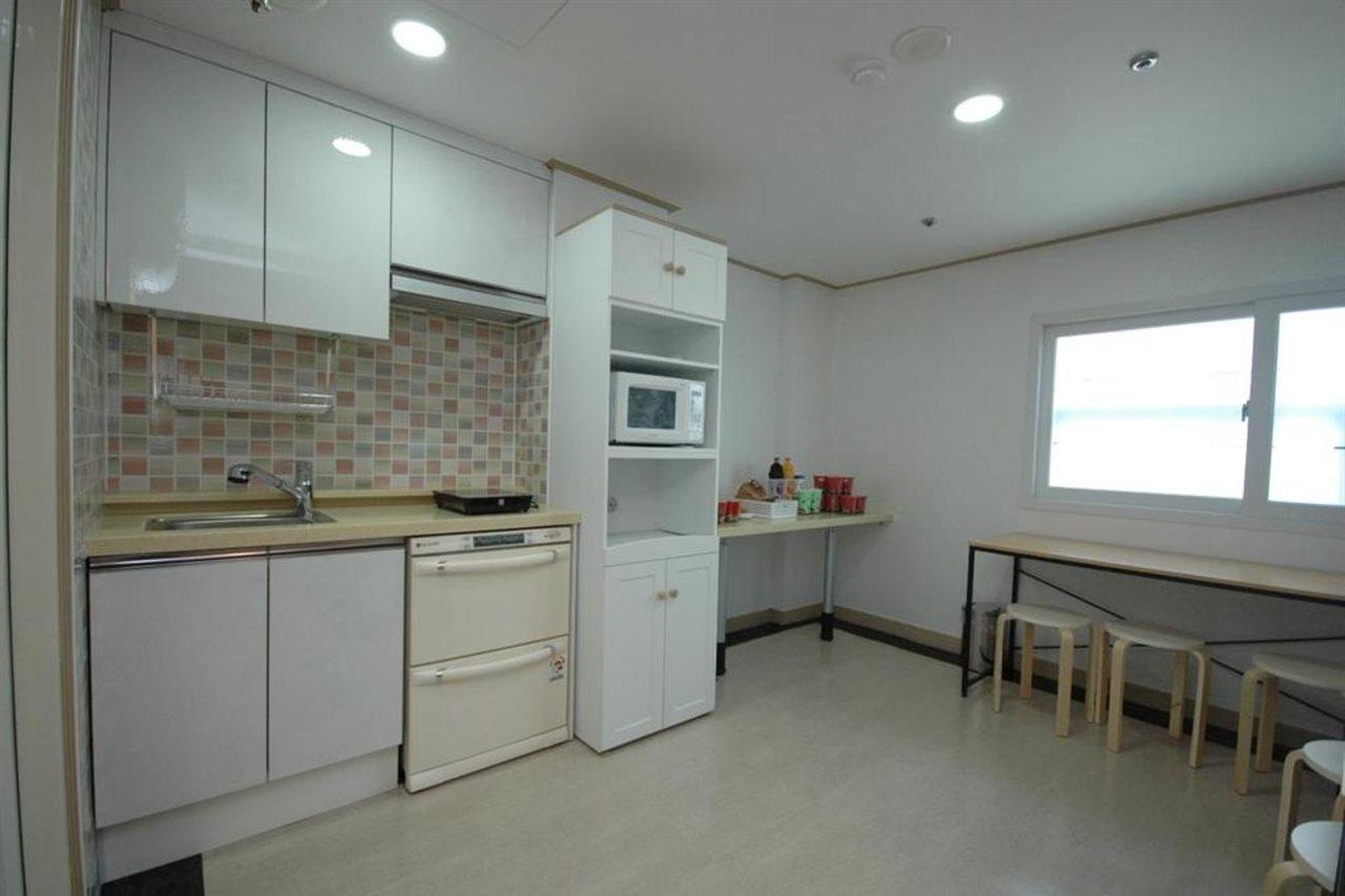 Eel Guesthouse โซล ภายนอก รูปภาพ