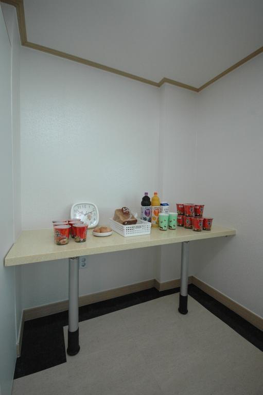 Eel Guesthouse โซล ภายนอก รูปภาพ