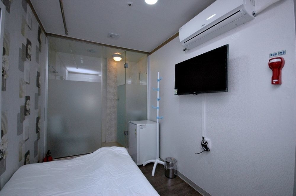 Eel Guesthouse โซล ภายนอก รูปภาพ