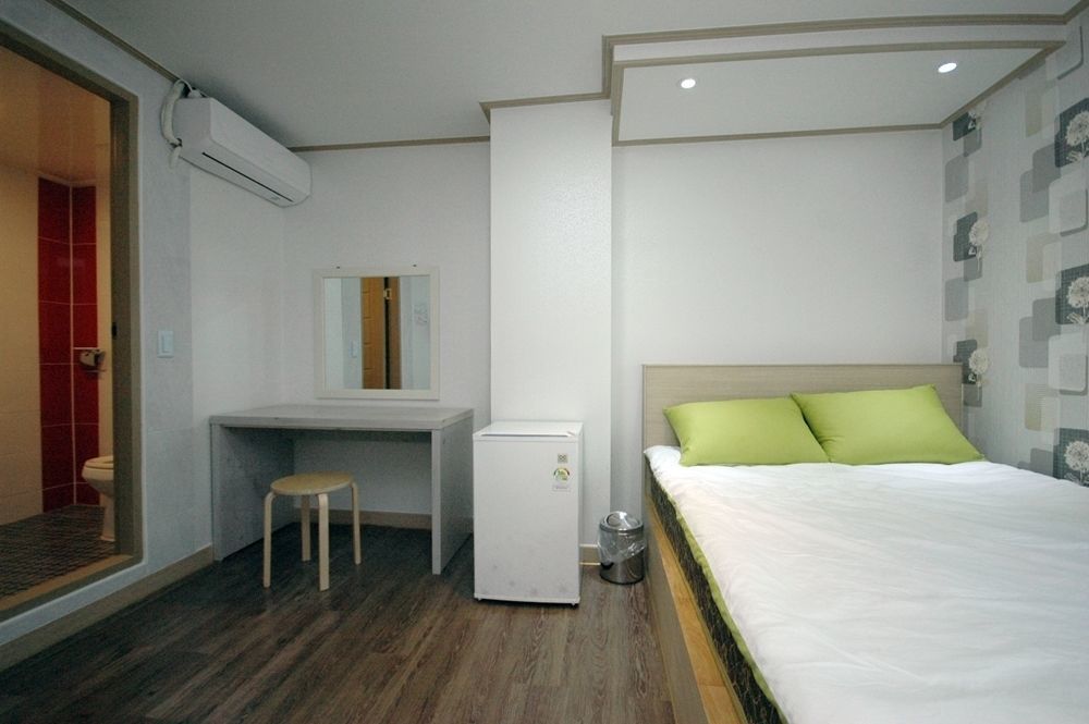 Eel Guesthouse โซล ภายนอก รูปภาพ